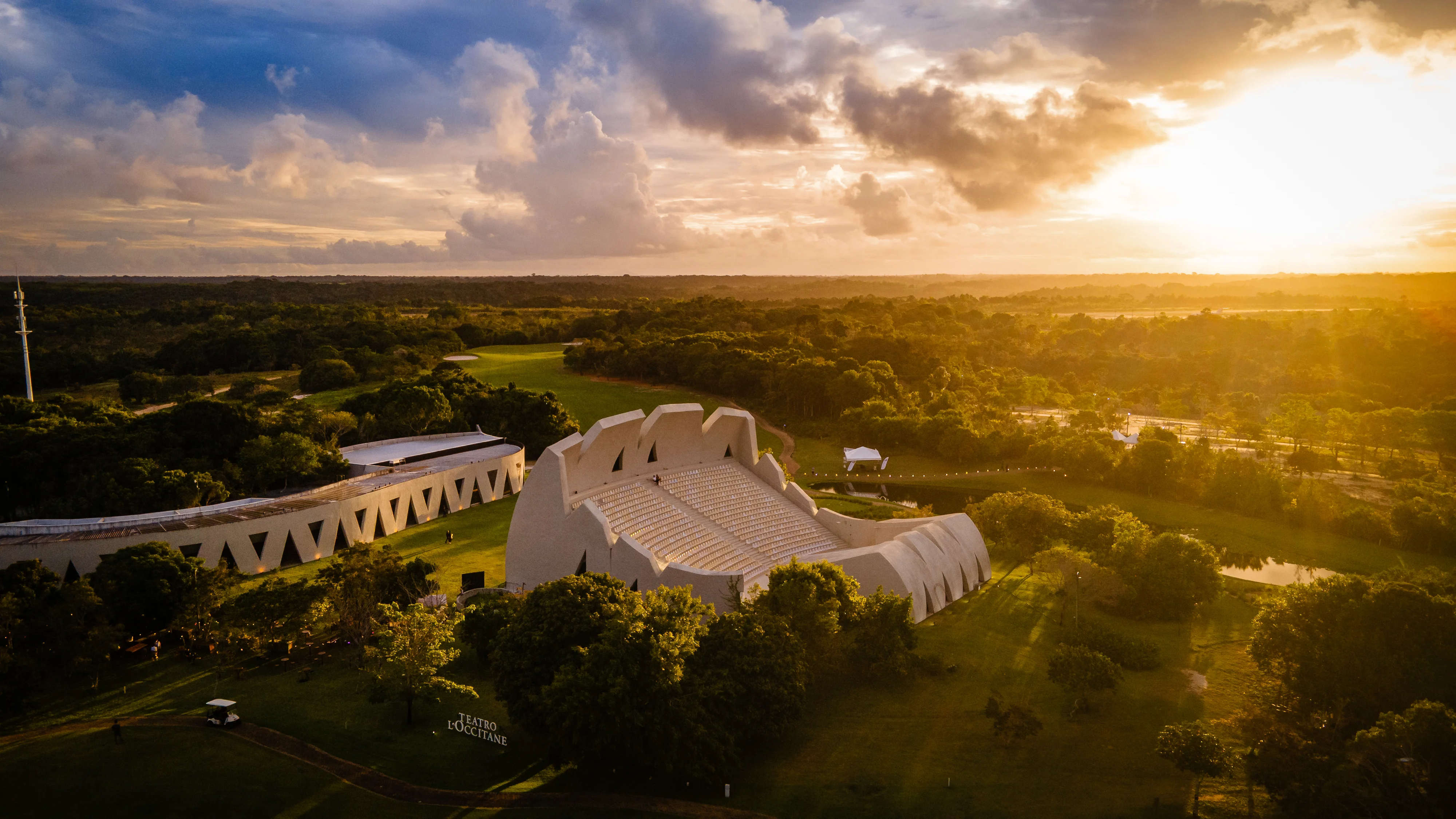 Teatro L'Occitane - panoramic aerial view