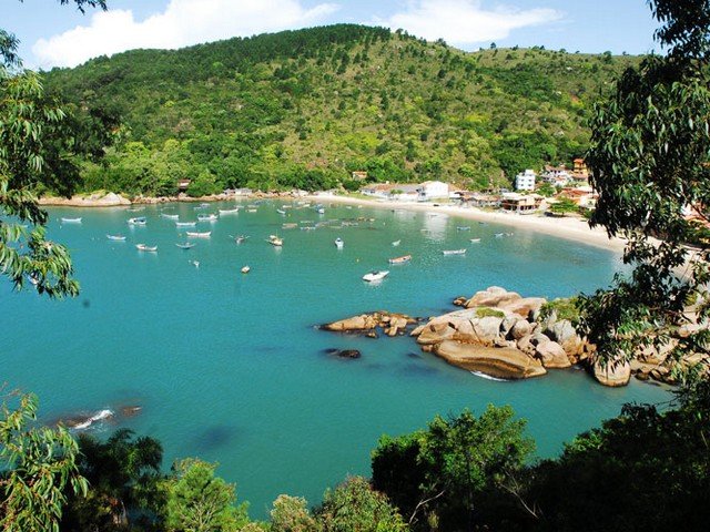Praia de Ganchos de Fora - Governador Celso Ramos, Santa Catarina